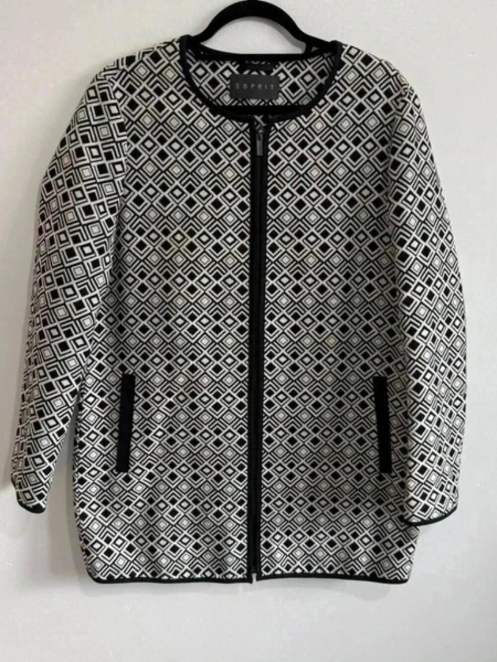 Spirit geo patterned coat jacket size 16 zip through overcoat